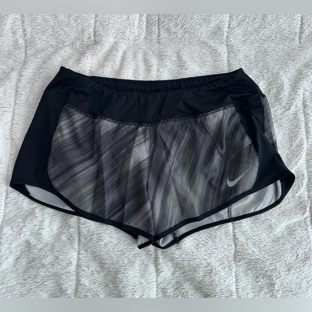 Nike Women's Dri Fir Running Shorts Medium